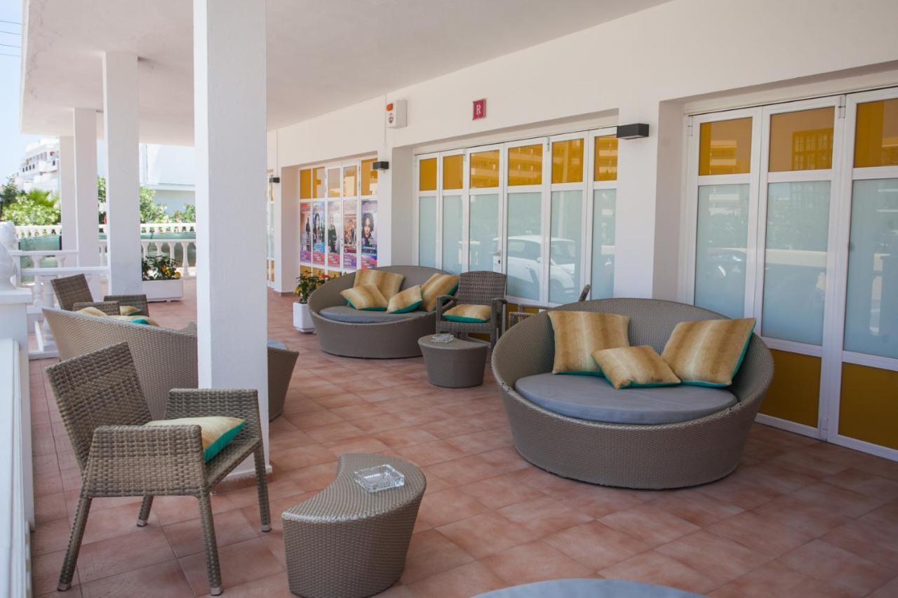 Hostal Los Pinos Es Cana Eksteriør billede