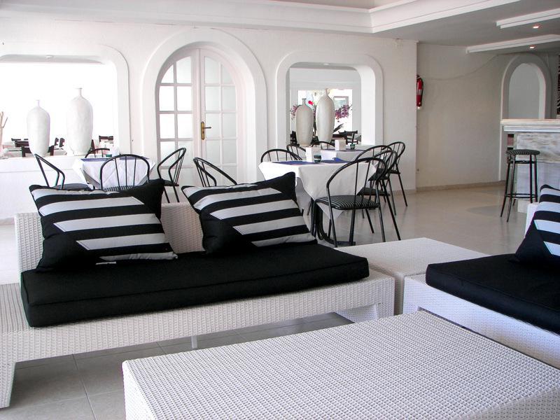 Hostal Los Pinos Es Cana Værelse billede